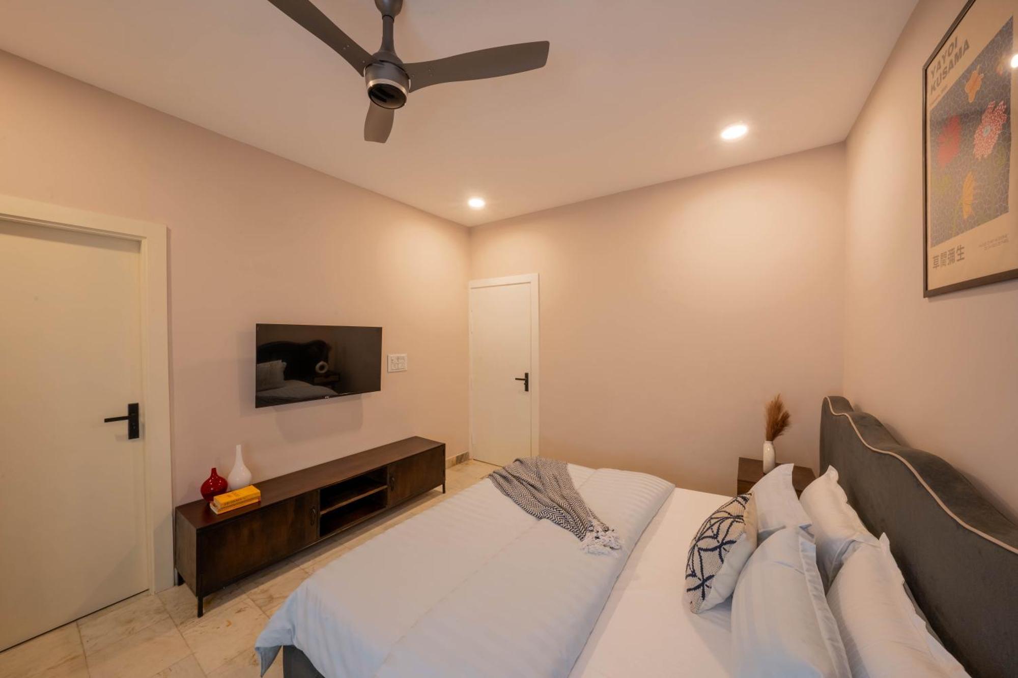Ultra Luxury 3bhk Stylish Apartment, Walk To Taj Mahal, 1500sqft Apartment